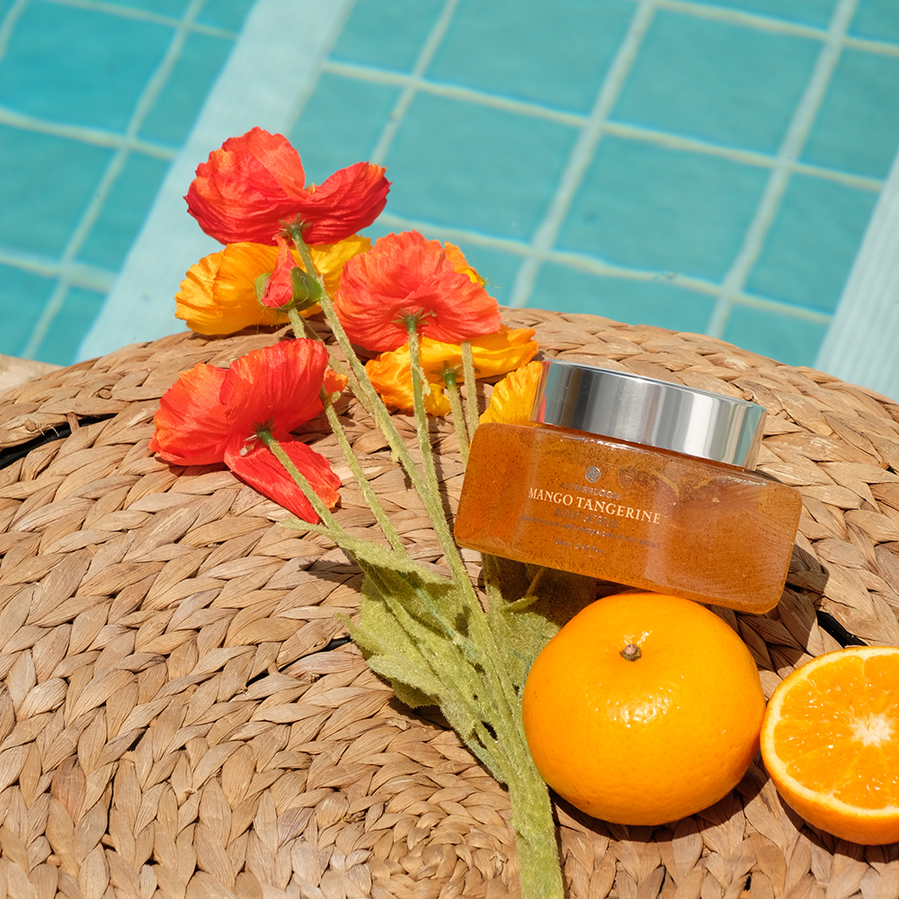 This gel body scrub helps rejuvenate and brighten the skin, leaving it visibly radiant and glowing. Enriched with Vitamin C, it promotes gentle exfoliation to remove dead skin cells, while natural ingredients like finely ground orange peel help reduce dark spots and improve skin clarity and smoothness. This gel body scrub helps rejuvenate and brighten the skin, leaving it visibly radiant and glowing. Enriched with Vitamin C, it promotes gentle exfoliation to remove dead skin cells, while natural ingredients like finely ground orange peel help reduce dark spots and improve skin clarity and smoothness.