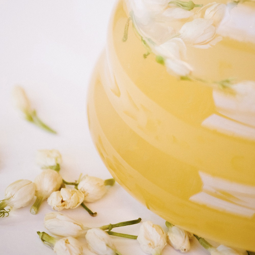 Jasmine flower extract สารสกัดจากดอกมะลิ ช่วยเพิ่มคอลลาเจนให้แก่ผิว พร้อมลดเลือนลอยแดง