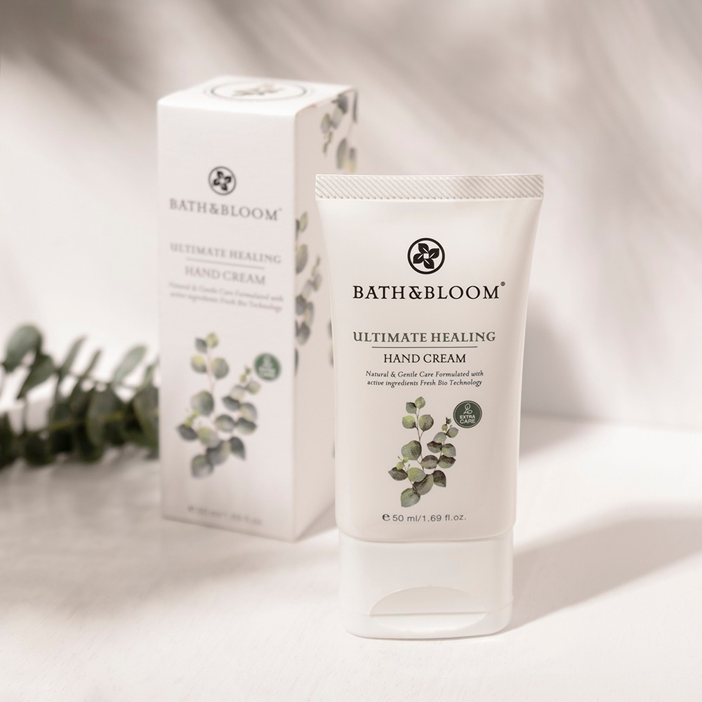 ครีมบำรุงมือ ULTIMATE HEALING HAND CREAM สูตรเข้มข้น อ่อนโยนต่อผิว เนื้อครีมซึมซาบเร็ว ไม่ทิ้งความเหนียวเหนอะหนะ ครีมบำรุงมือ ULTIMATE HEALING HAND CREAM สูตรเข้มข้น อ่อนโยนต่อผิว เนื้อครีมซึมซาบเร็ว ไม่ทิ้งความเหนียวเหนอะหนะ