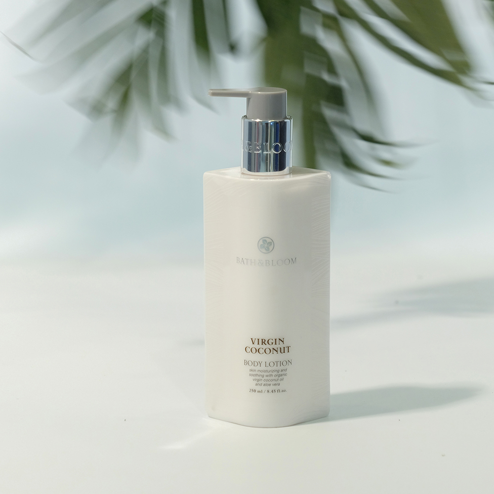 บาธ แอนด์ บลูม ผลิตภัณฑ์ครีมบำรุงผิวกาย จากน้ำมันมะพร้าวออร์แกนิค ให้ผิวนุ่มชุ่มชื้น แลดูอ่อนเยาว์ พร้อมลดริ้วรอย ลดการเกิดสิว ให้ผิวเรียบเนียนสม่ำเสมอ